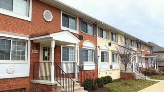 610 Main St in Laurel, MD - Building Photo