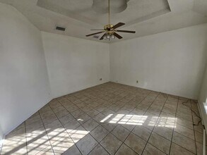 802 Noel Ln in Laredo, TX - Building Photo - Building Photo