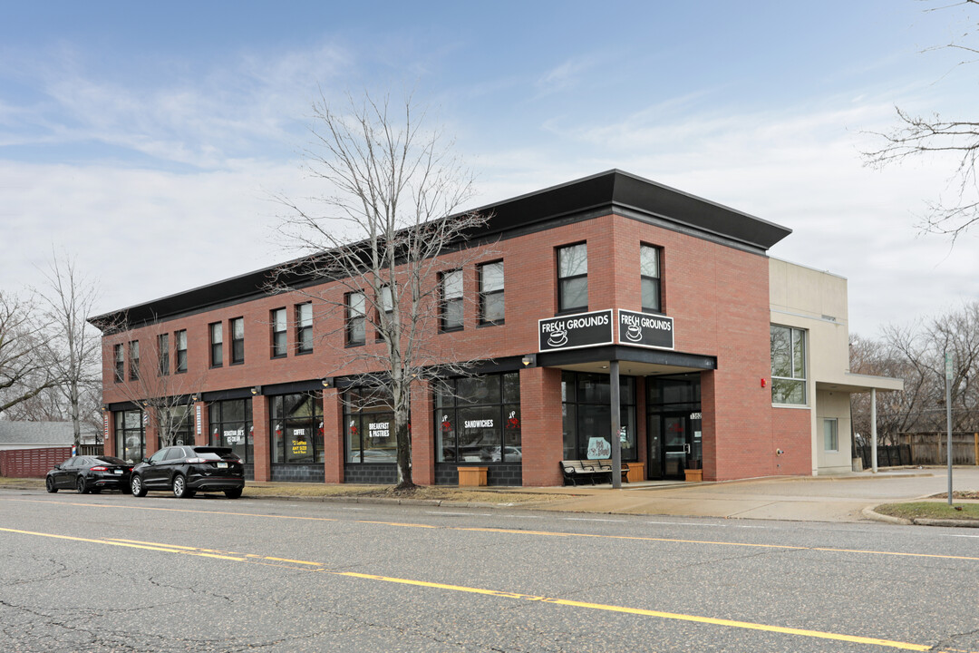 Seventh Landing Apartments in St. Paul, MN - Building Photo