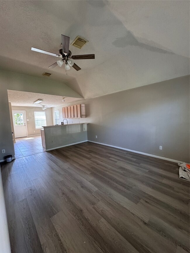 19419 Woolongong Dr in Katy, TX - Building Photo - Building Photo