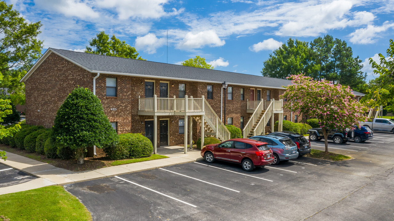 Copperfield Apartments in New Bern, NC - Foto de edificio