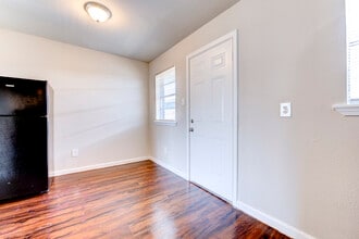 5513 Cavalcade St in Houston, TX - Building Photo - Building Photo