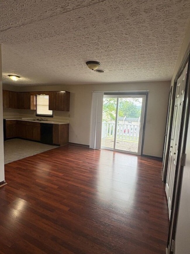 16289 Flamingo Dr in Abingdon, VA - Building Photo - Building Photo