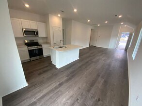 8101 Donna Dr in North Little Rock, AR - Building Photo - Building Photo