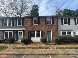 1201 Scaleybark Rd in Charlotte, NC - Building Photo