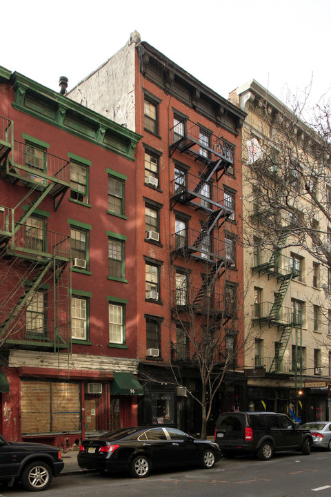 98 Christopher Street in New York, NY - Foto de edificio