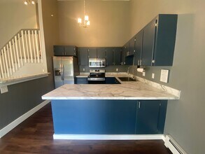 18628 S Lowrie Loop in Anchorage, AK - Building Photo - Building Photo