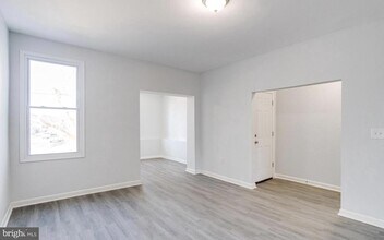 3007 Oakley Ave in Baltimore, MD - Building Photo - Building Photo