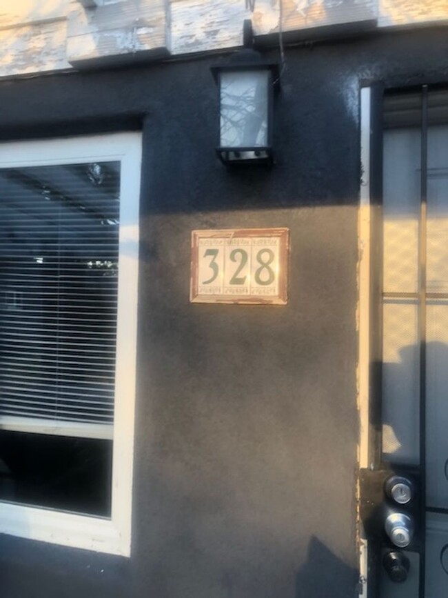 property at 328-328 Texas St SE
