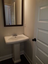 106 Hibiscus Ct in Woodstock, GA - Foto de edificio - Building Photo