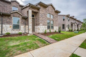 3100 Solana Cir in Denton, TX - Building Photo - Building Photo
