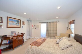 328 Newbury Vista Ln in Thousand Oaks, CA - Building Photo - Building Photo