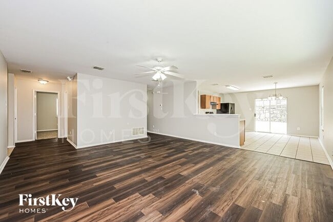 1560 Sax Leigh Dr in Dallas, TX - Building Photo - Building Photo