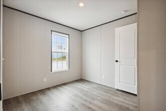 10 Benjamin Ln in Vincennes, IN - Building Photo - Building Photo