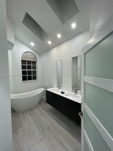 6668 NW 25th Terrace in Boca Raton, FL - Foto de edificio - Building Photo