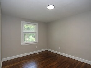 219 Anderson Dr in Spartanburg, SC - Building Photo - Building Photo