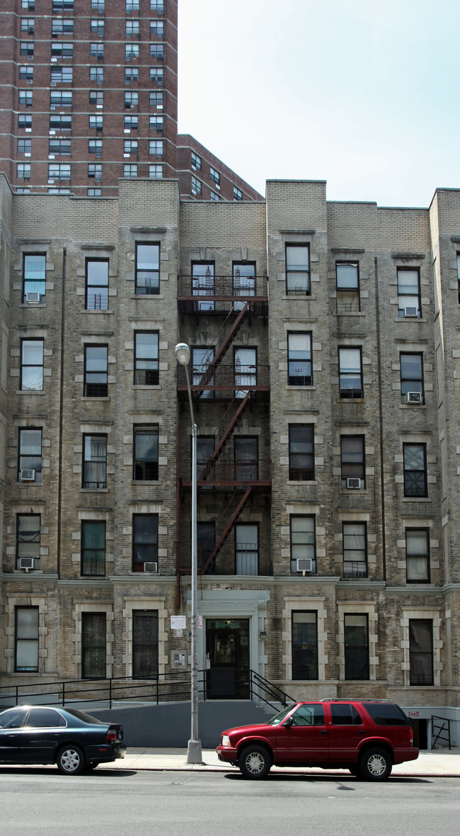 Duplicate of Property ID: (4807795) in New York, NY - Building Photo - Building Photo