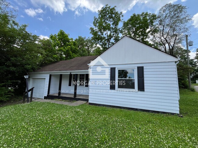 property at 1531 W 10th St