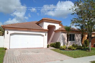 13237 SW 52nd St in Miramar, FL - Building Photo