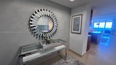 1830 S Ocean Dr, Unit 3404 in Hallandale Beach, FL - Building Photo - Building Photo