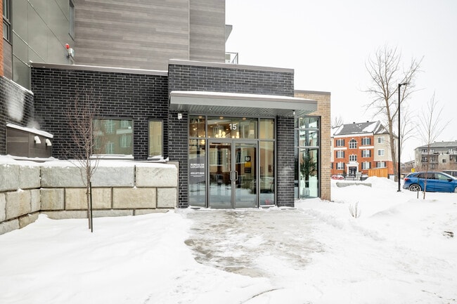 Vivaxcès Saint-Constant in St-Constant, QC - Building Photo - Building Photo