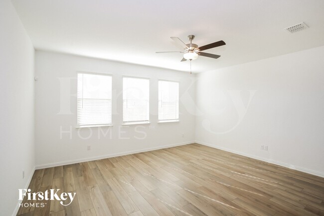 901 High Noon Dr in Haslet, TX - Building Photo - Building Photo