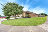 18319 Mable Pond Ln in Richmond, TX - Foto de edificio - Building Photo