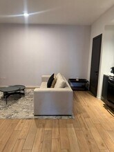 398 NE 5th St, Unit 2515 in Miami, FL - Building Photo - Building Photo