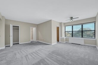 215 C Street Apartments in Washington, DC - Building Photo - Building Photo