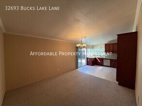 32693 Bucks Lake Ln in Fremont, CA - Building Photo - Building Photo