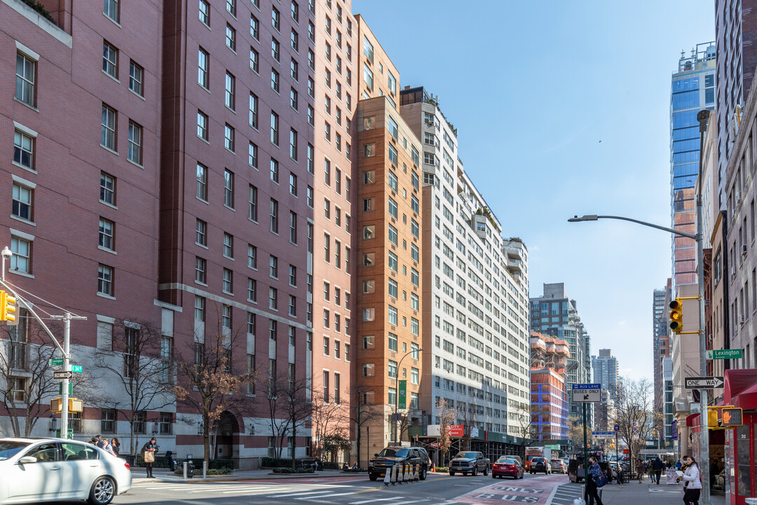 The Benson Condos and Apartments in New York, NY - Building Photo