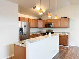 8124 Marsha Loop in Anchorage, AK - Building Photo