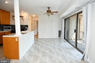 12415 Braxfield Ct in Rockville, MD - Building Photo - Building Photo