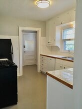 5020 Virginia Ave, Unit #1 in Kansas City, MO - Foto de edificio - Building Photo