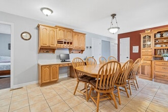 10 Apple Tree Ct in St. Peters, MO - Building Photo - Building Photo