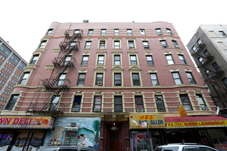 207 Clinton St in New York, NY - Building Photo - Building Photo