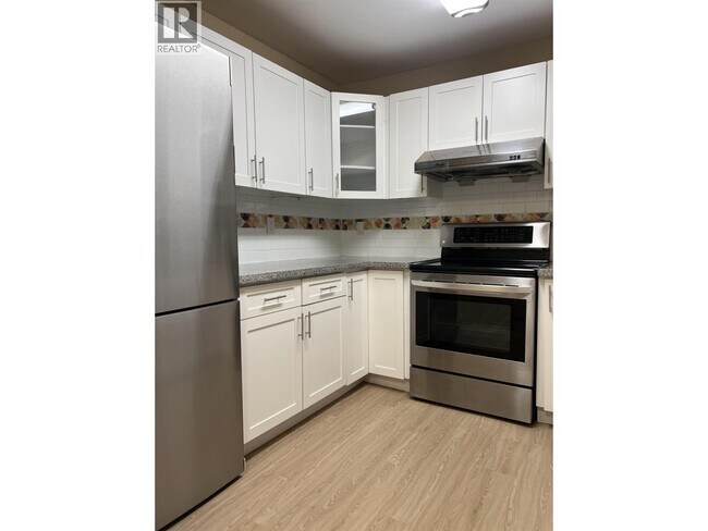 8600 General Currie Rd in Richmond, BC - Building Photo - Building Photo