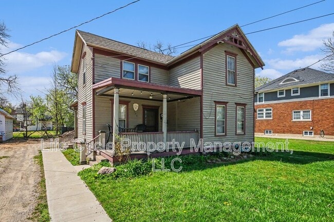 property at 329 Charles Ave SE