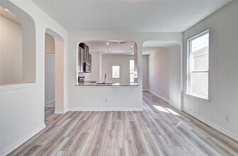 3423 Old Almonte Dr in San Antonio, TX - Foto de edificio - Building Photo