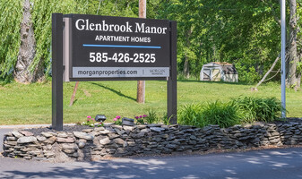 Glenbrook Manor Apartment Homes