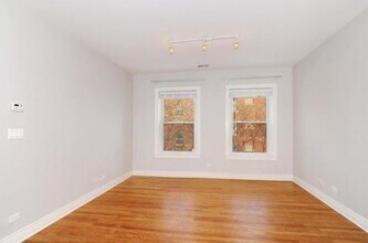3610 N Oakley Ave in Chicago, IL - Building Photo - Building Photo