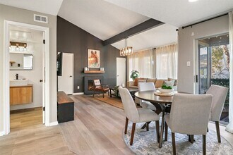 12400 Overbrook Ln in Houston, TX - Building Photo - Building Photo