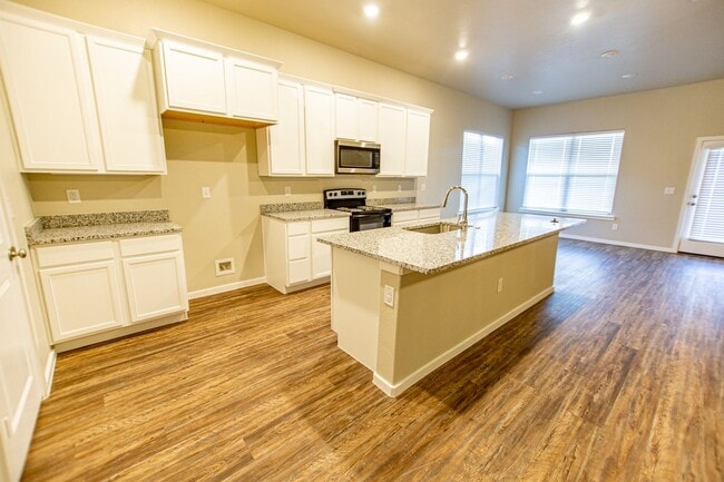 2115 Kirksey Ave in Lubbock, TX - Building Photo - Building Photo