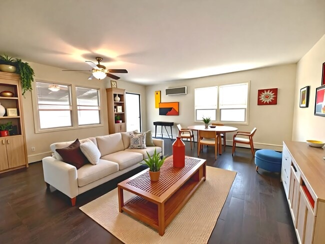 property at 115 E Harrisburg Ave