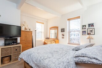 1455 W Wilson Ave, Unit 2 in Chicago, IL - Building Photo - Building Photo