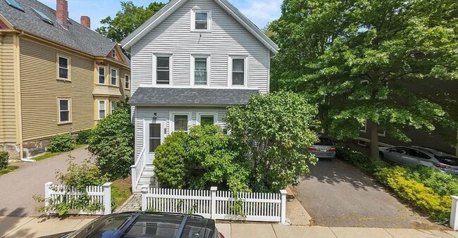 42 Carolina Ave in Boston, MA - Building Photo - Building Photo