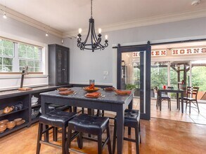 1900 Red Rock Dr in Round Rock, TX - Building Photo - Building Photo