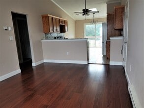89 Coleman St, Unit 531 in West Haven, CT - Foto de edificio - Building Photo