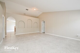 2314 Chipley Ave in North Port, FL - Foto de edificio - Building Photo