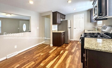 588 Catskill Dr in Pittsburgh, PA - Building Photo - Building Photo